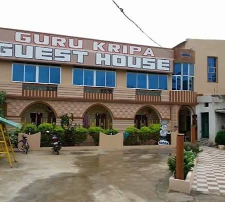 Hotel Guru Kripa 贾姆谢德布尔 外观 照片