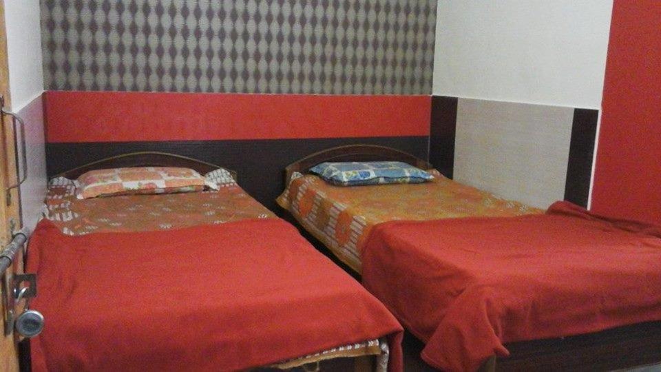 Hotel Guru Kripa 贾姆谢德布尔 外观 照片